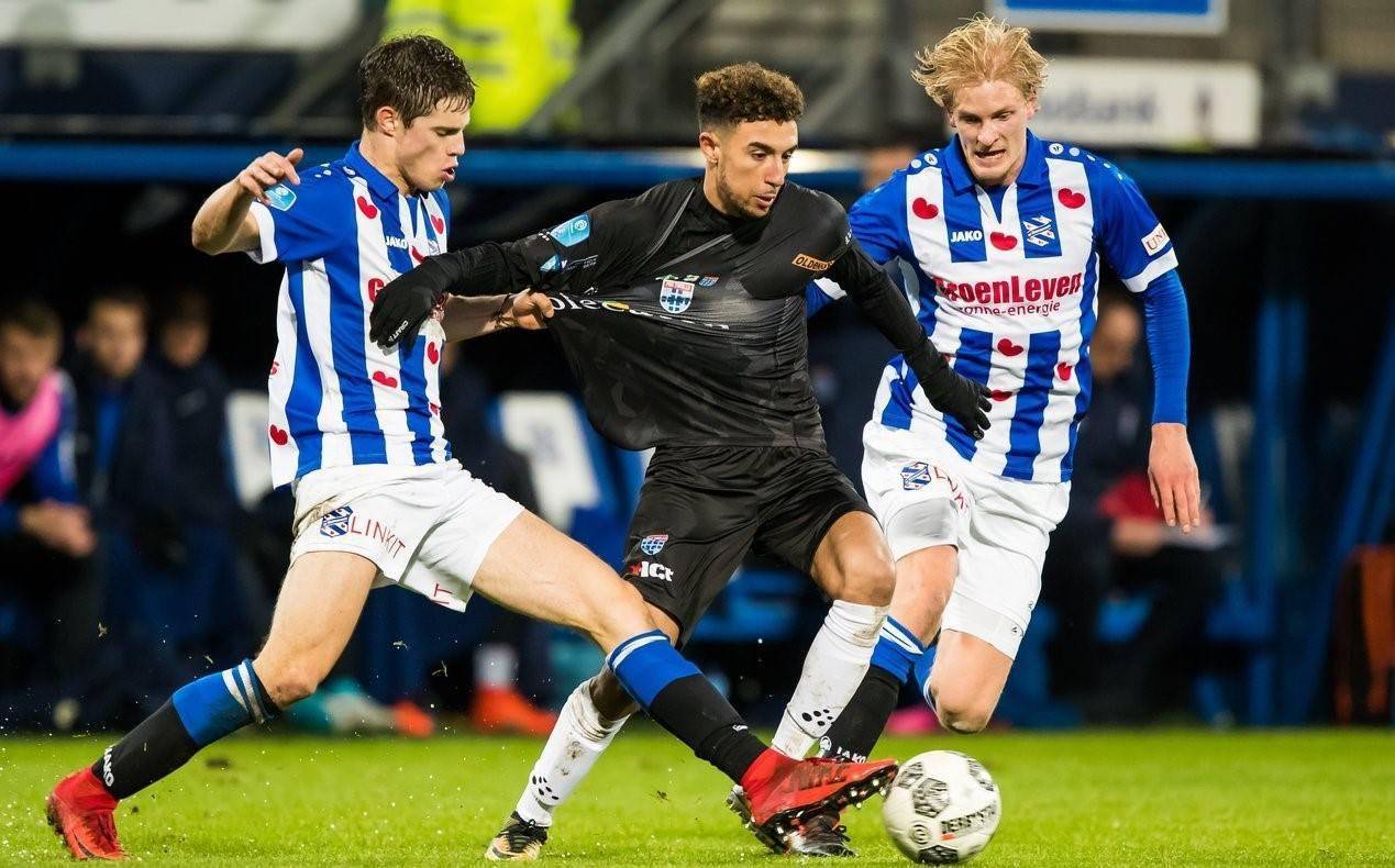 一场比赛的 一场比赛的