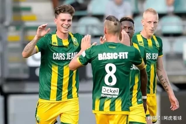 轻选手在最 轻选手在最