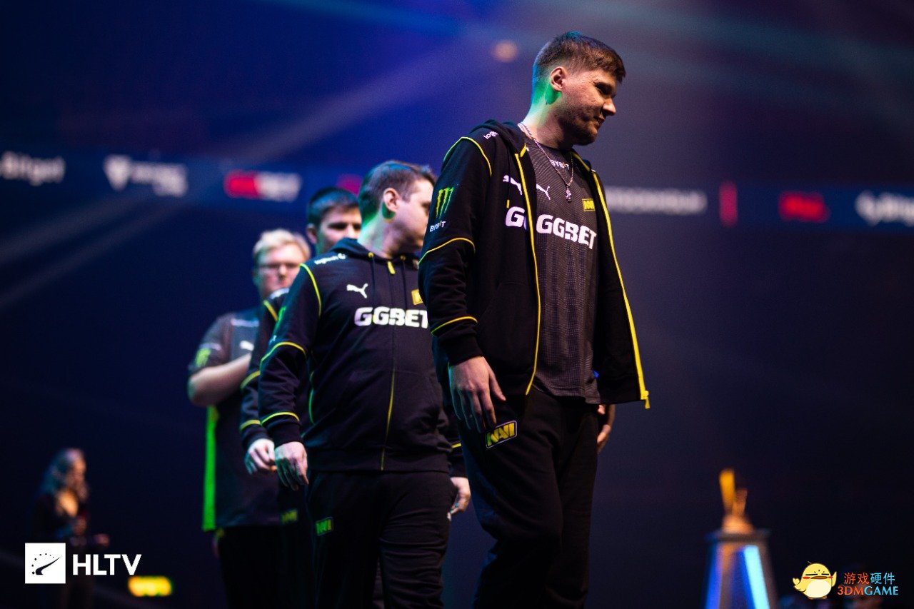 赛中仅派出 赛中仅派出