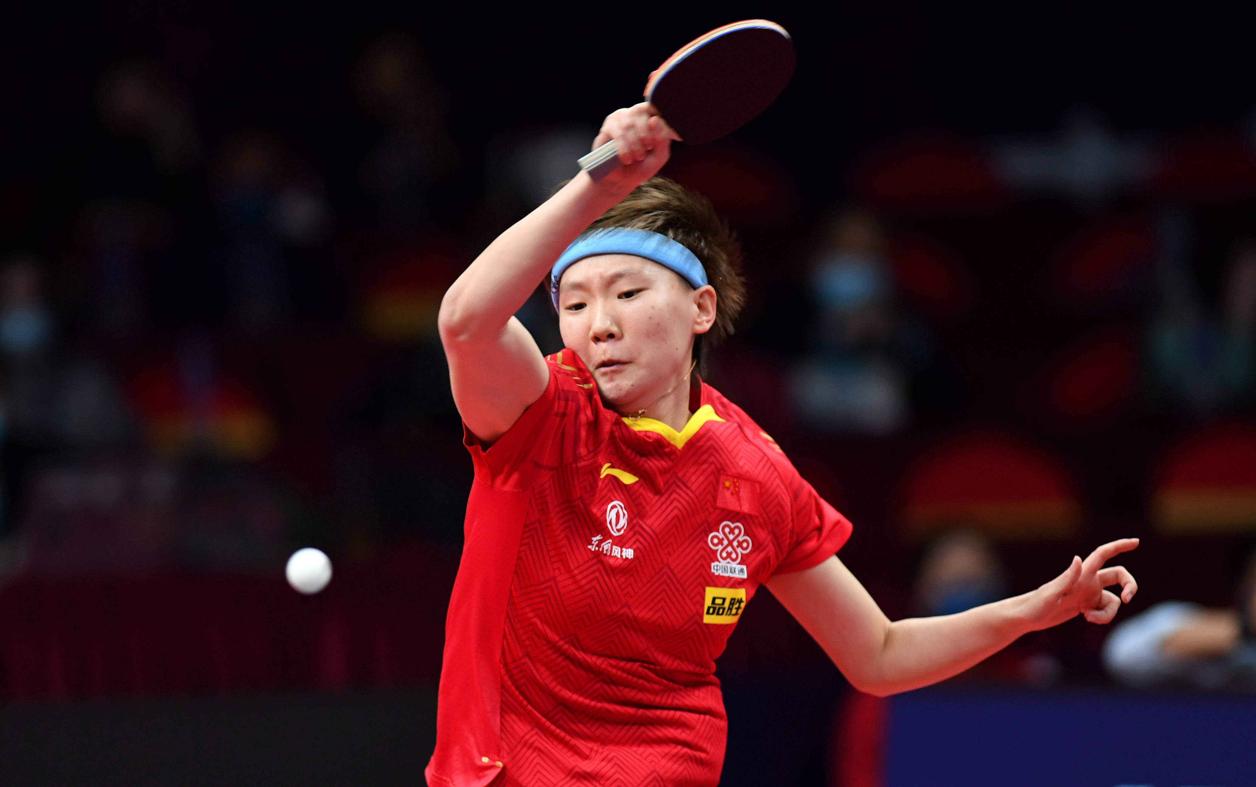 球迷燃放烟 球迷燃放烟