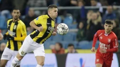 站位与联动 站位与联动